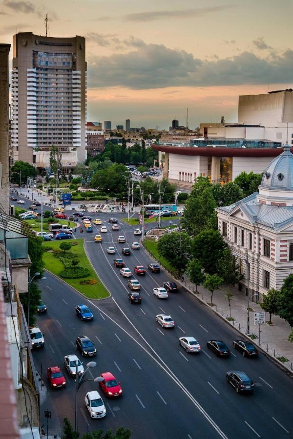 Great View Apartment In The Center Of The City Бухарест Экстерьер фото